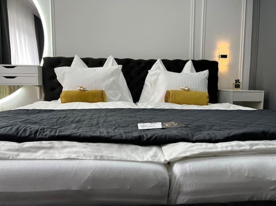 Traum Wohnung Mit Kingsize-Bett Graz Kültér fotó