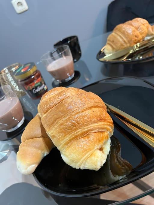 Traum Wohnung Mit Kingsize-Bett Graz Kültér fotó